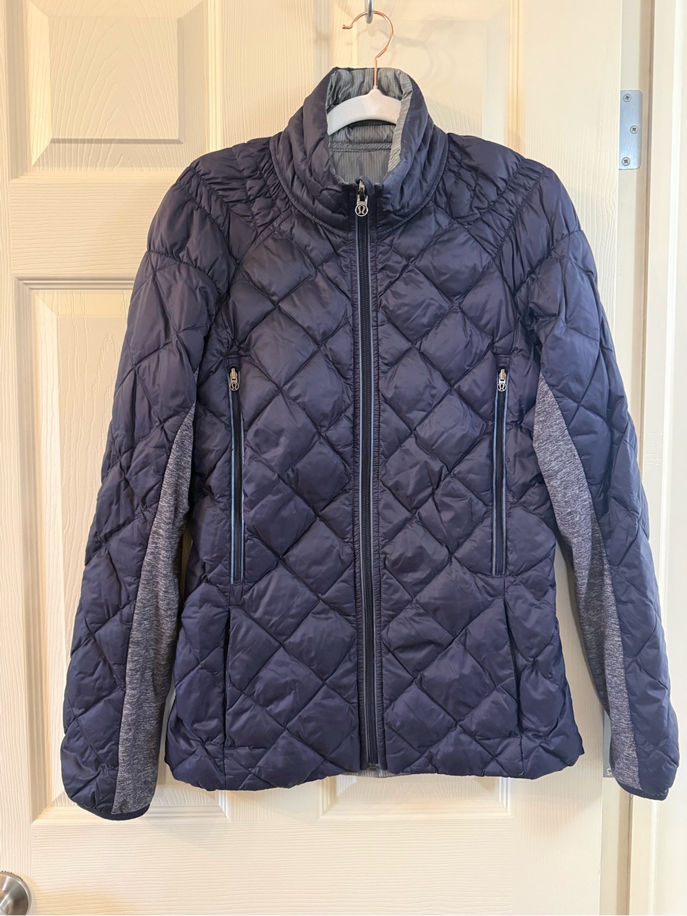 Lululemon Run: Turn Around Down Jacket Size 6